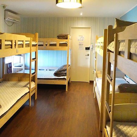 Hello Guesthouse Μπουσάν Εξωτερικό φωτογραφία